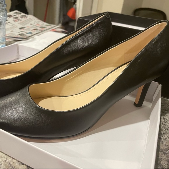 Nine West heels - Picture 2 of 5